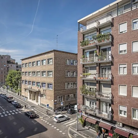 Carducci Flat